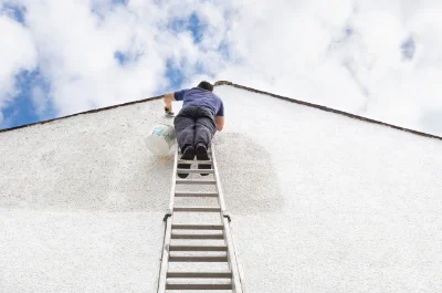 Peinture extérieure à Saint-Étienne-Estréchoux — façades et ravalement